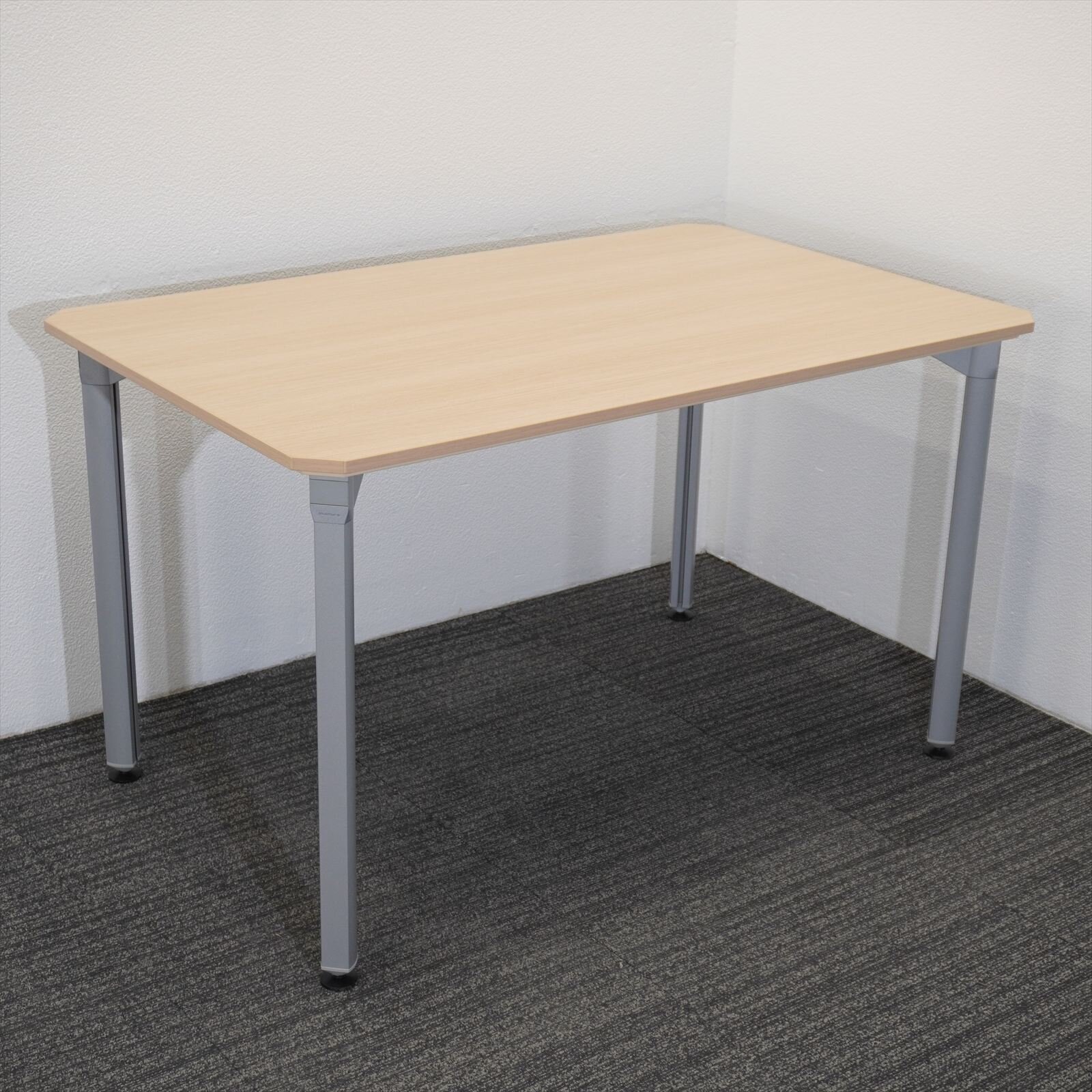 オカムラ スナップパワー ミーティングテーブル 1275 H700 ネオウッドライト