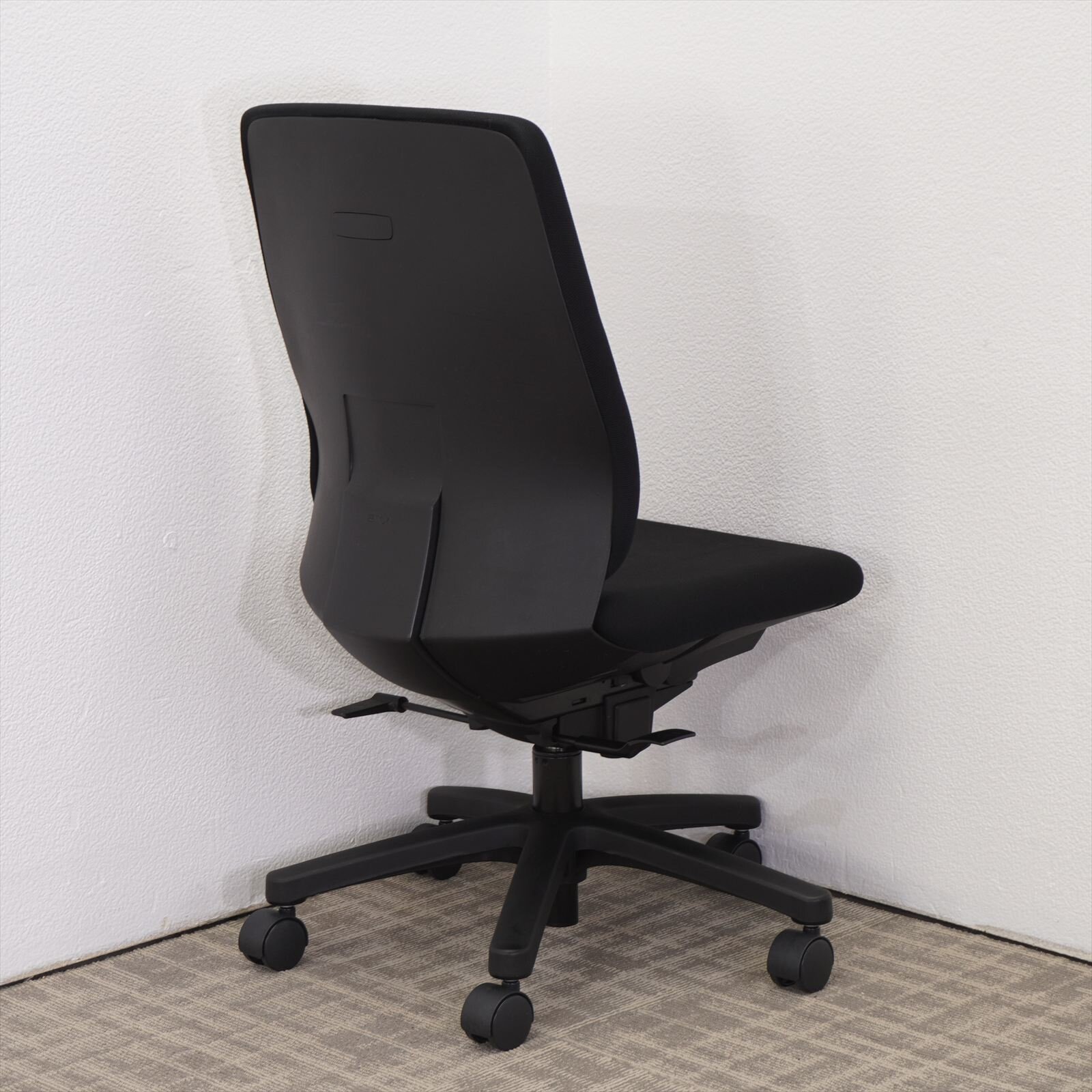 イトーキ トルテＲ ハイバック ブラック