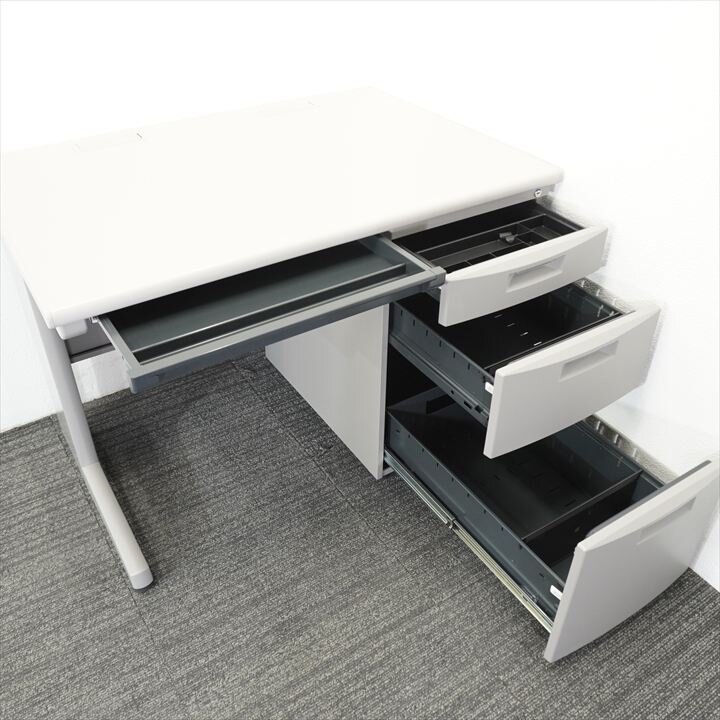 イトーキ ＣＺ 片袖机 107 WE色