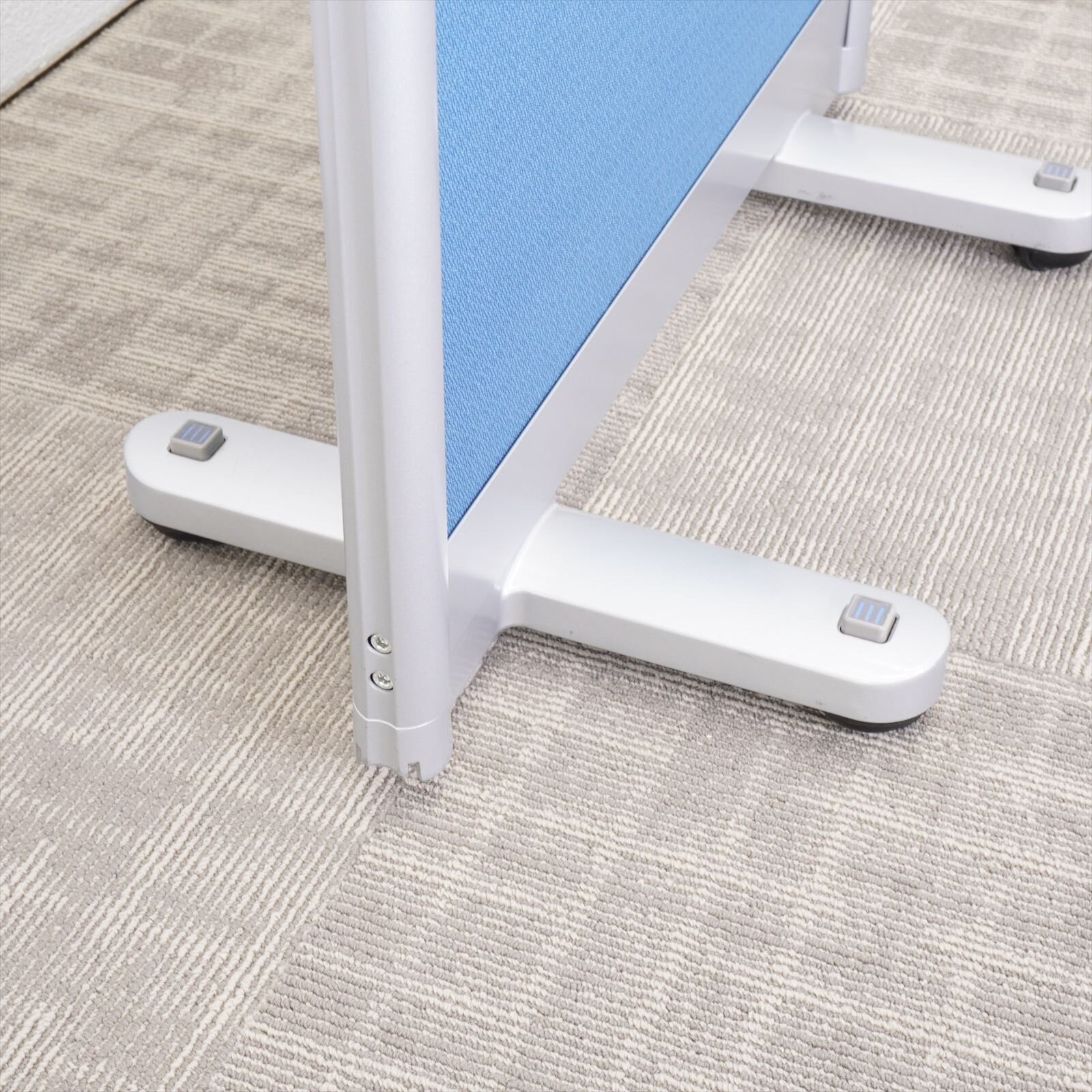 コクヨ パーティション キャスター付 ブルー W700 H1500