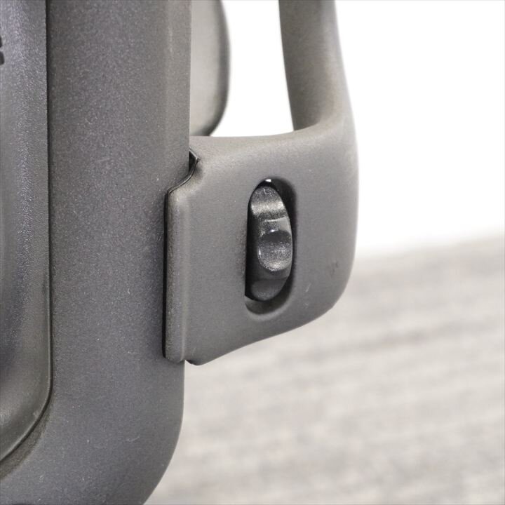 ハーマンミラー アーロンチェア 可動肘 ランバーサポート フル装備 Bサイズ グラファイト 特価品