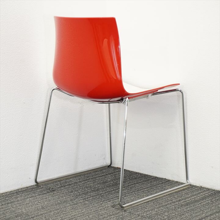 アルペール カティファ46 アームレスチェア レッド