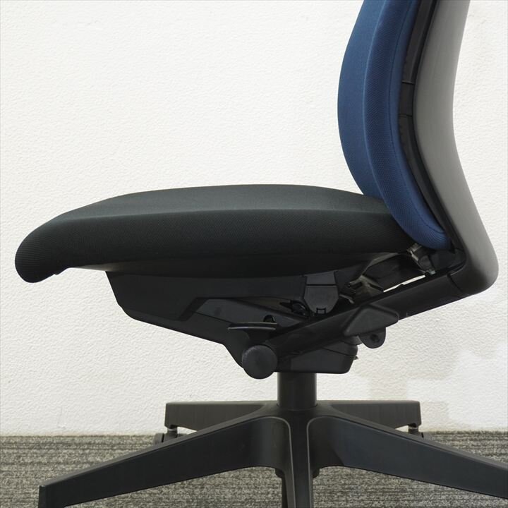 イトーキ フルゴ ネイビーブルー/ブラック