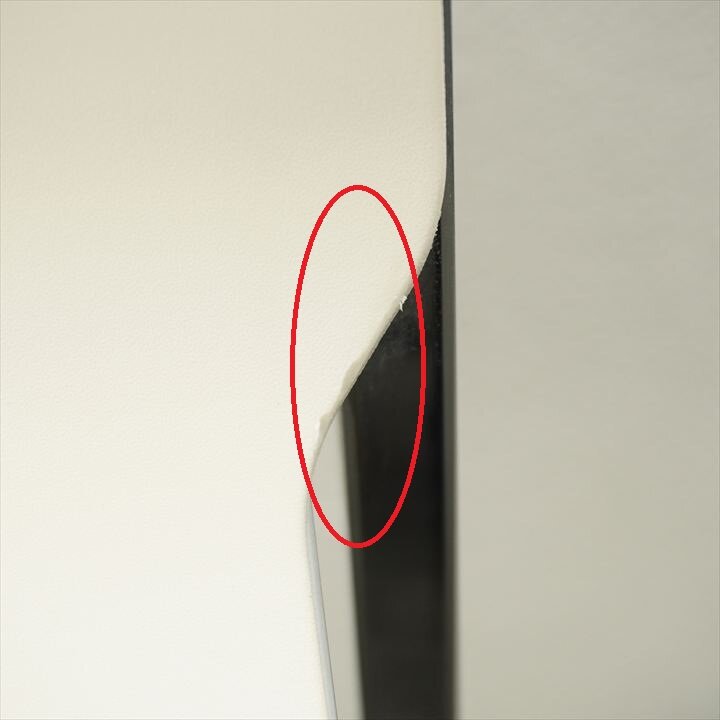 【カッシーナイクスシー取扱】LIVIT(リビット) ULTRA(ウルトラ) スタッキングチェア ホワイト 特価品