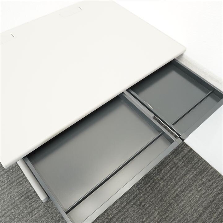 イトーキ CZ 平机 107 WE色