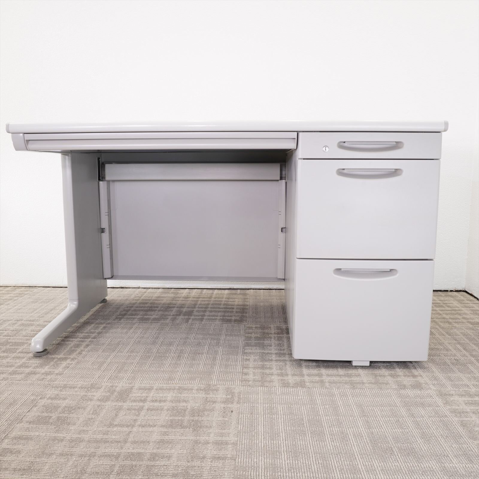 オカムラ SD 片袖机 A4X2段