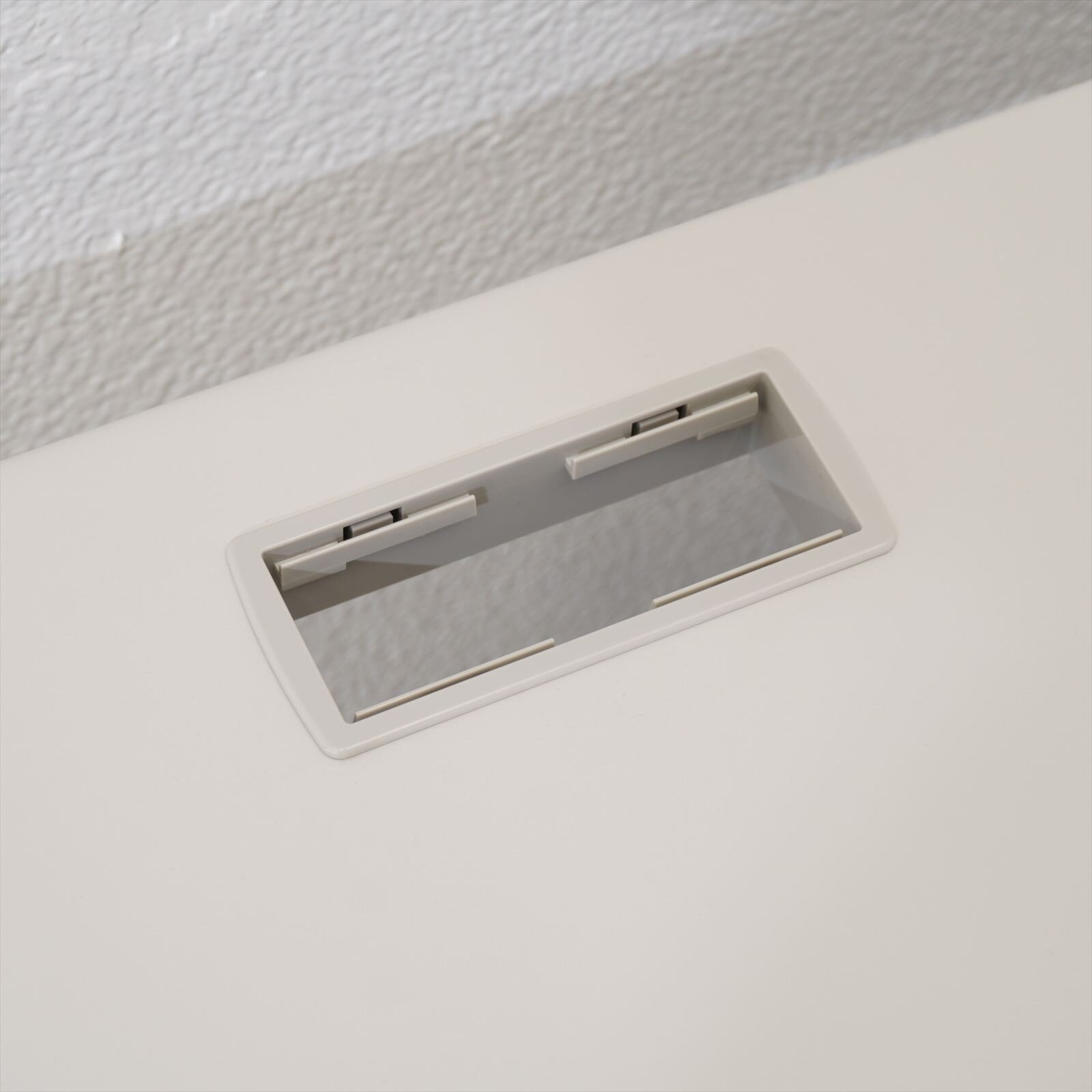 オカムラ SD-V 片袖机 127 A4X2段 特価品