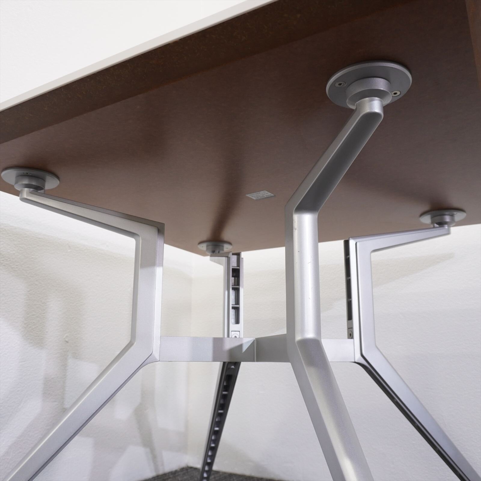 イトーキ ＤＤ ミーティングテーブル W900 D900 H700