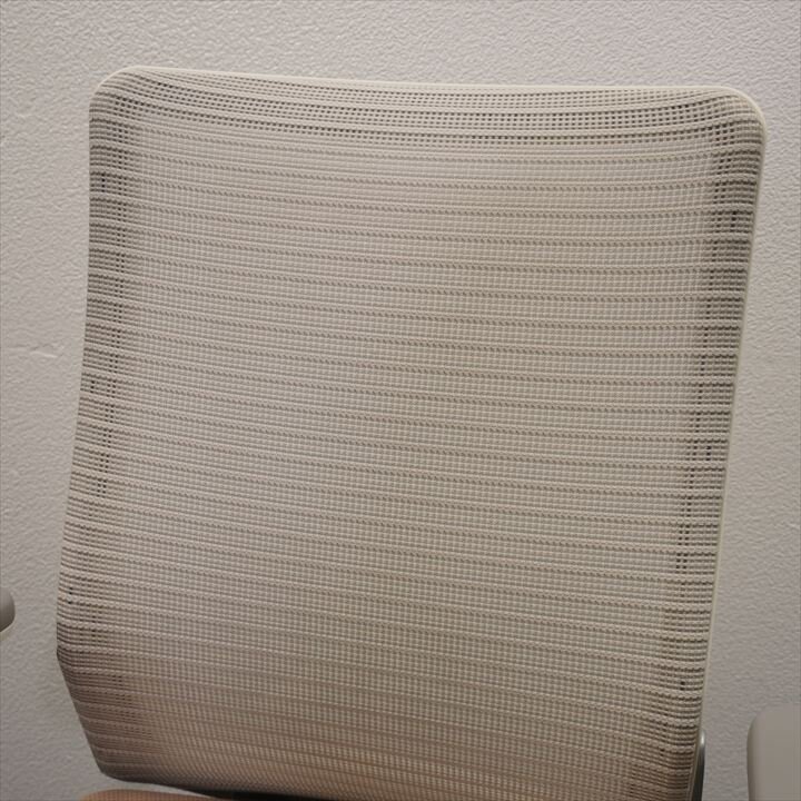 オカムラ コーラル 可動肘 ハイバック ベージュ 特価品