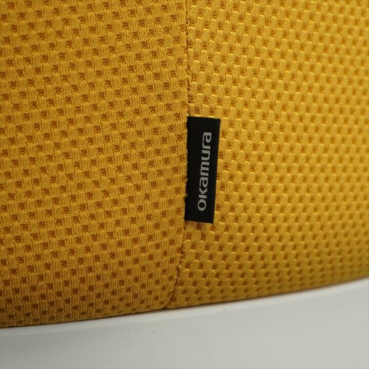 オカムラ メロウ スツール 三角形 イエロー