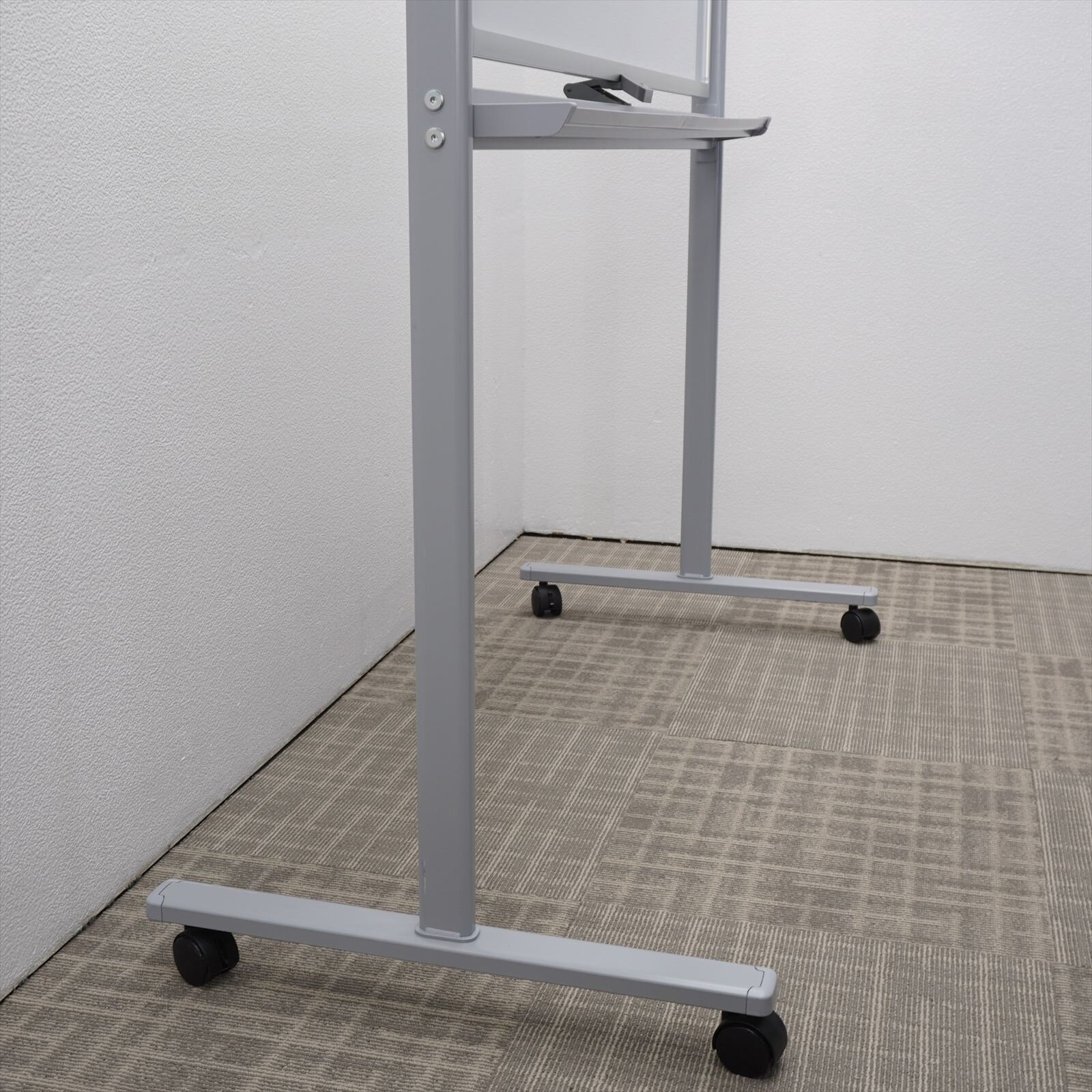 コクヨ 両面 ホワイトボード 脚付 34 特価品（1）