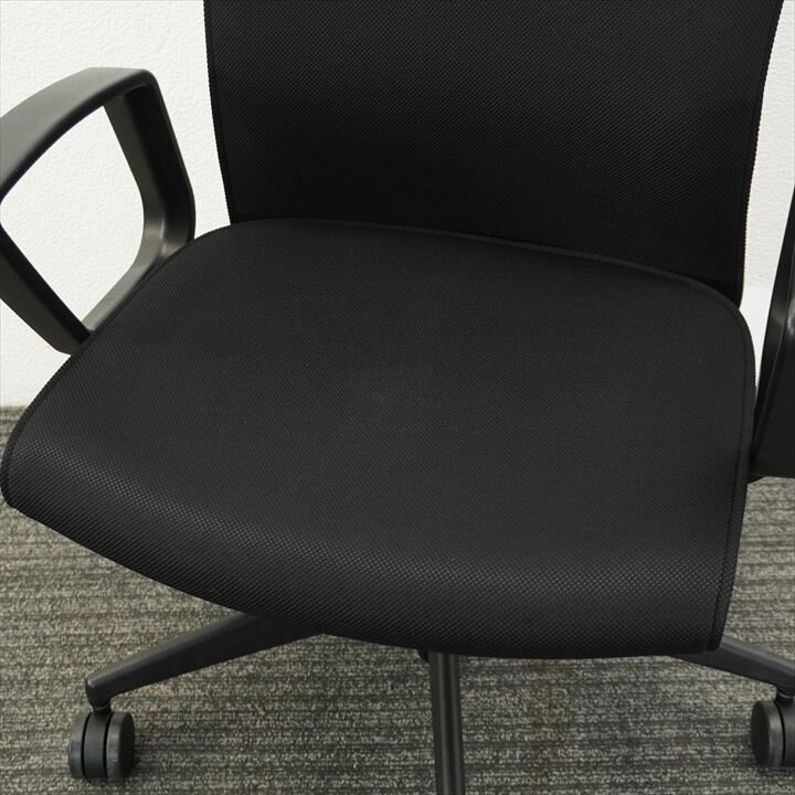 コクヨ プント 固定肘 ハイバック ハンガー付 ブラック