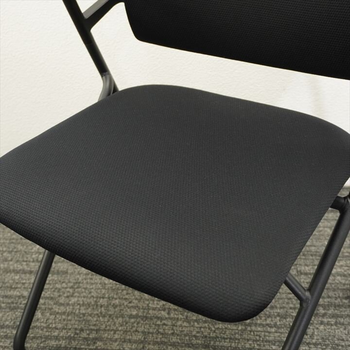 コクヨ ピエガ ミーティングチェアー 肘付 ブラック