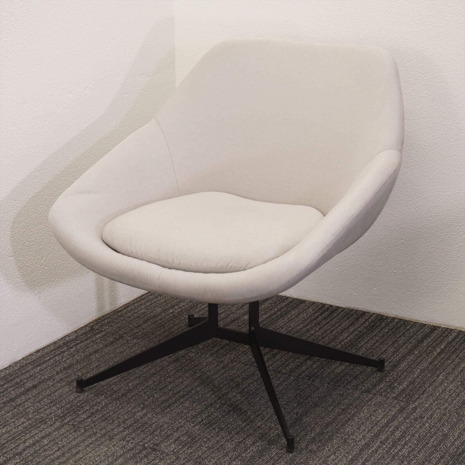 アビタスタイル 1Pソファ×4脚 + 丸テーブル Φ700 H360 セット品