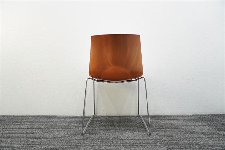 アルペール カティファ46 アームレスチェア ブラウン