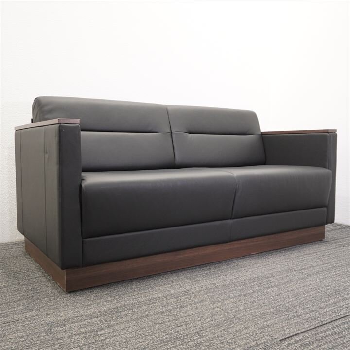 【2021年製】オカムラ S-99 2人用ソファ 革／プライズウッドダーク肘 W1500 D750 H750