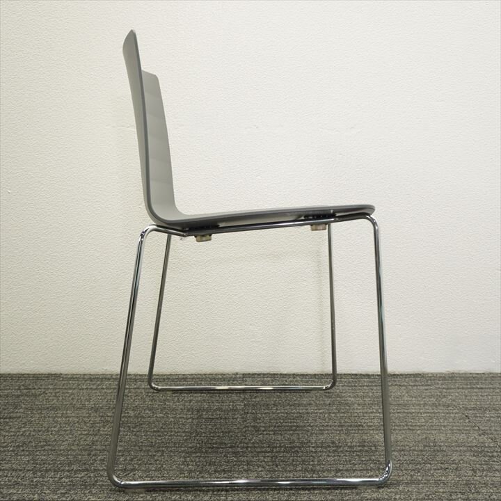 アンドリュー・ワールド フレックスチェアー グレー