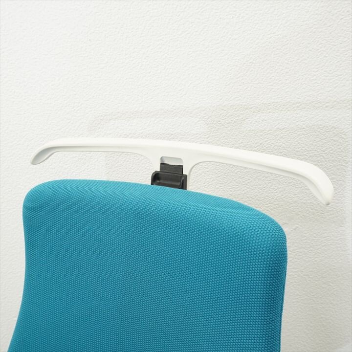 イトーキ エフ ハンガー付 ストロングブルー ホワイトシェル