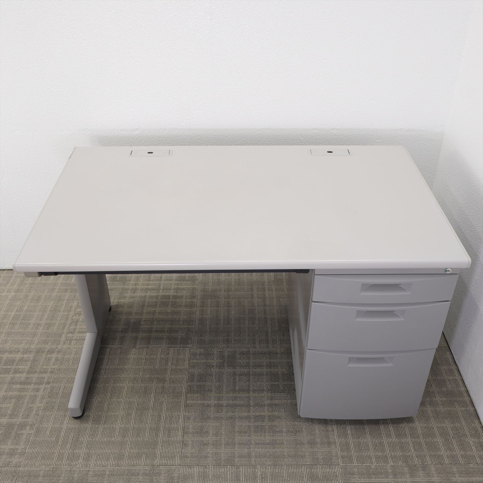 イトーキ ＣＺ 片袖机 127 WE色