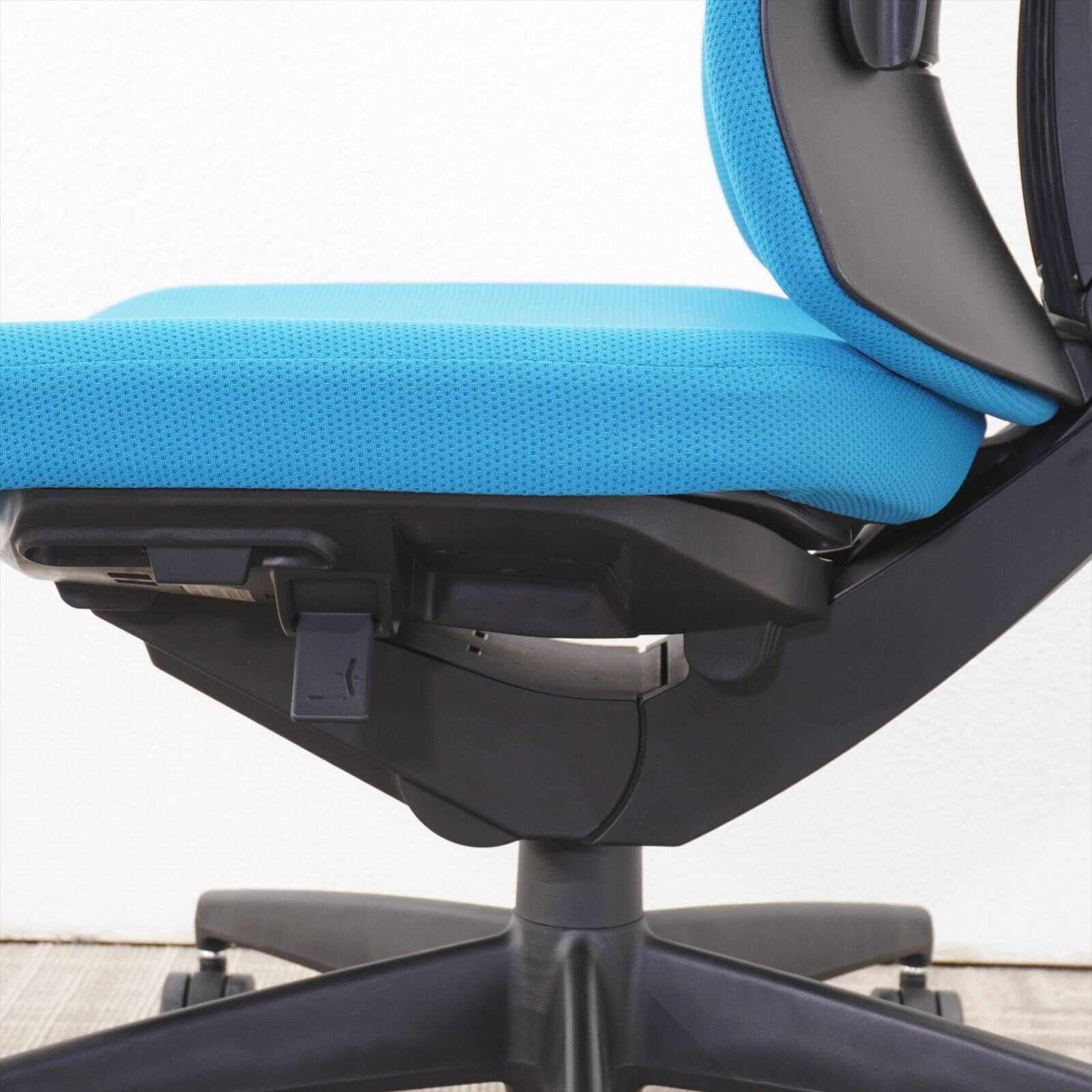 コクヨ ウィザード３ ターコイズブルー 特価品