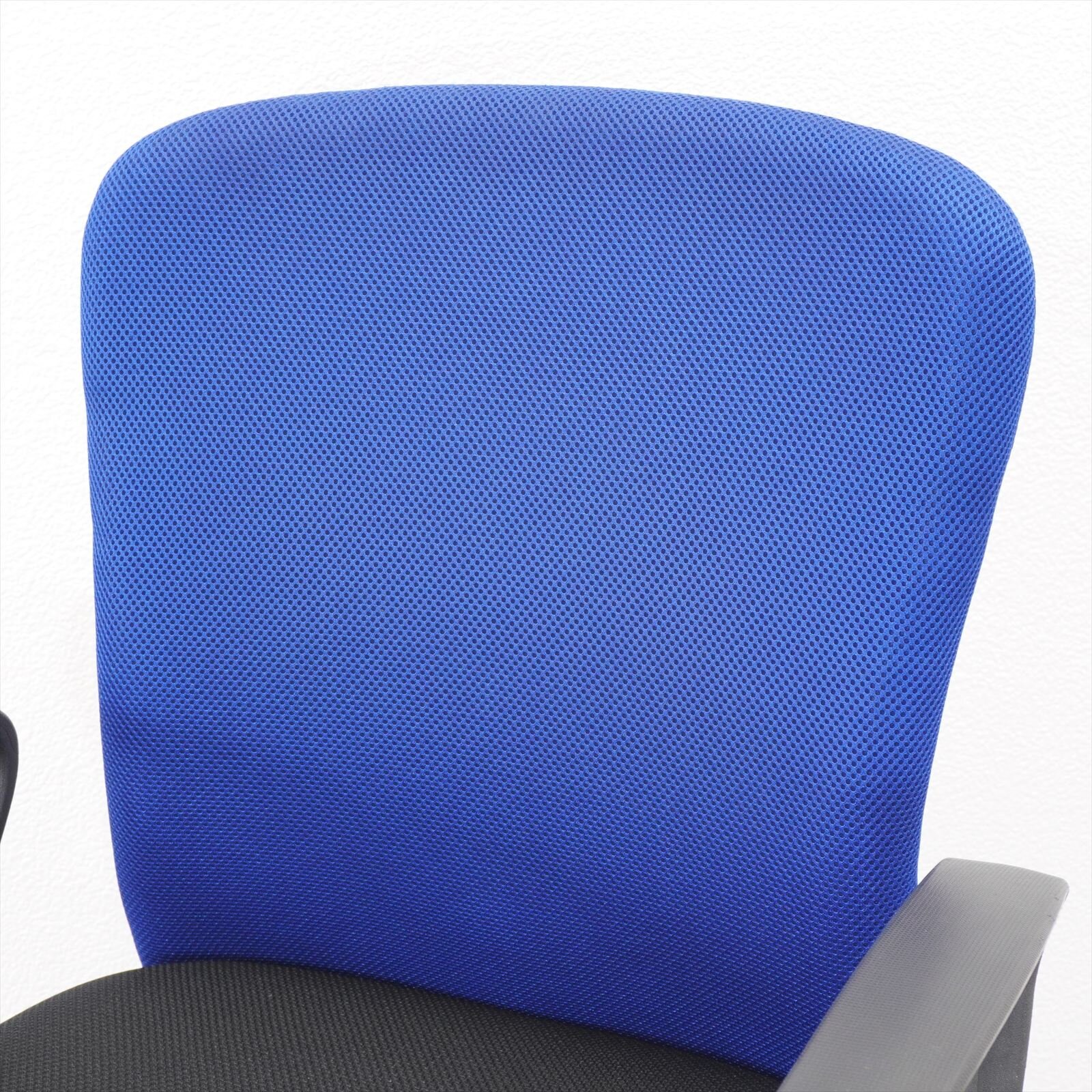 カグクロ ビジネスチェアSC シャトルチェア 固定肘 ブルー