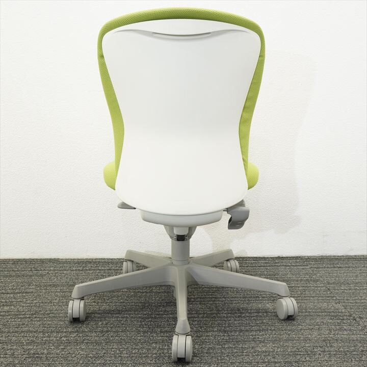 オカムラ スラート 肘無し ライトグリーン ホワイトシェル