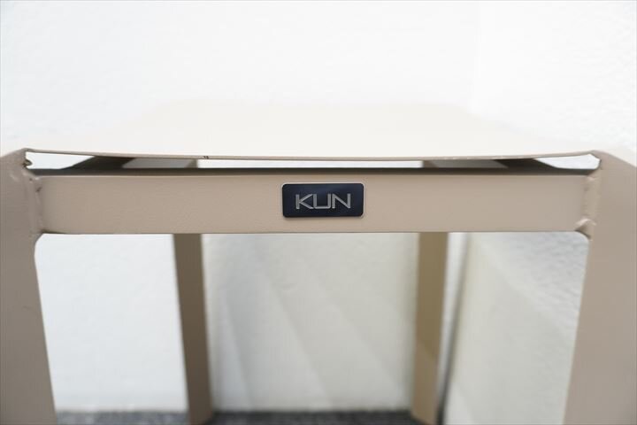 ジゼル KUN トライチューブスツール ベージュ