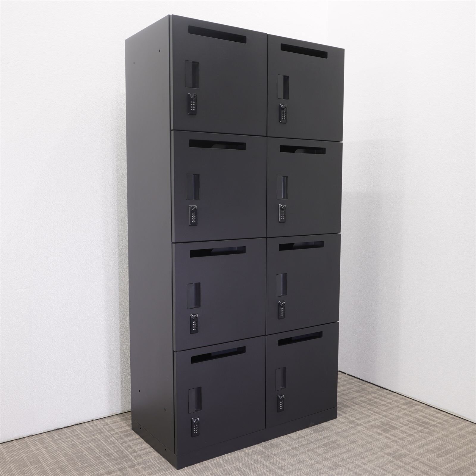 イトーキ エスキャビネット ダイヤル式8人用パーソナルロッカー H1790 ブラック