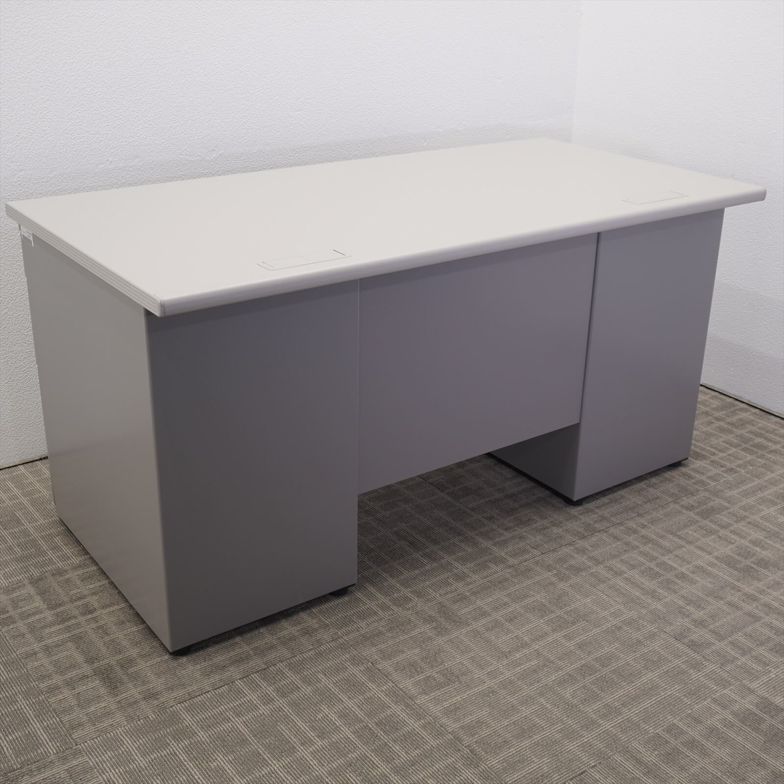 イトーキ ＣＺ 両袖机 147 H700 WE色