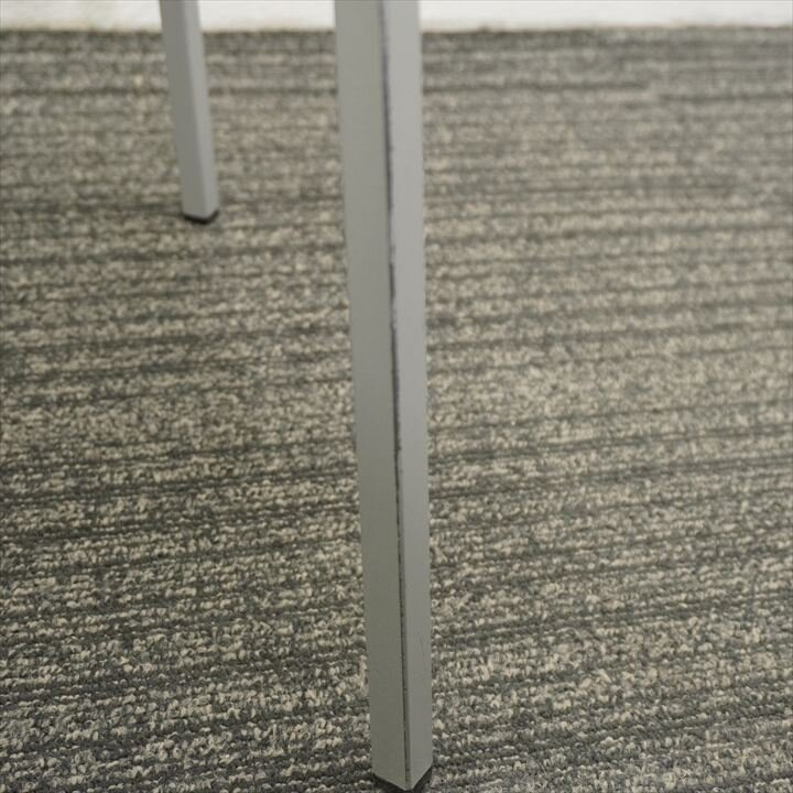 カッシーナ・イクスシー ロビン スタッキングチェアー ホワイト/グリーン 特価品