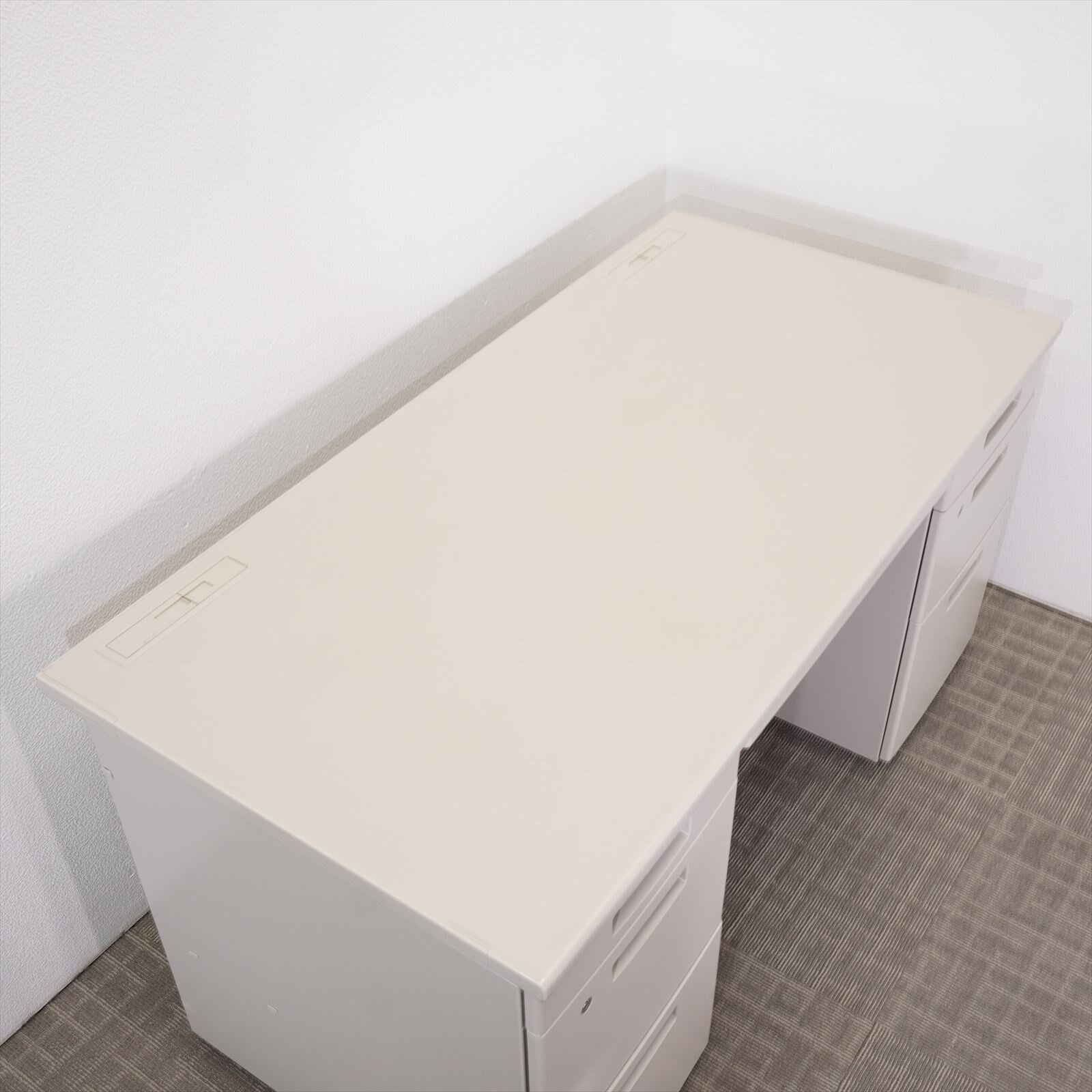 コクヨ BS＋ 両袖机 147