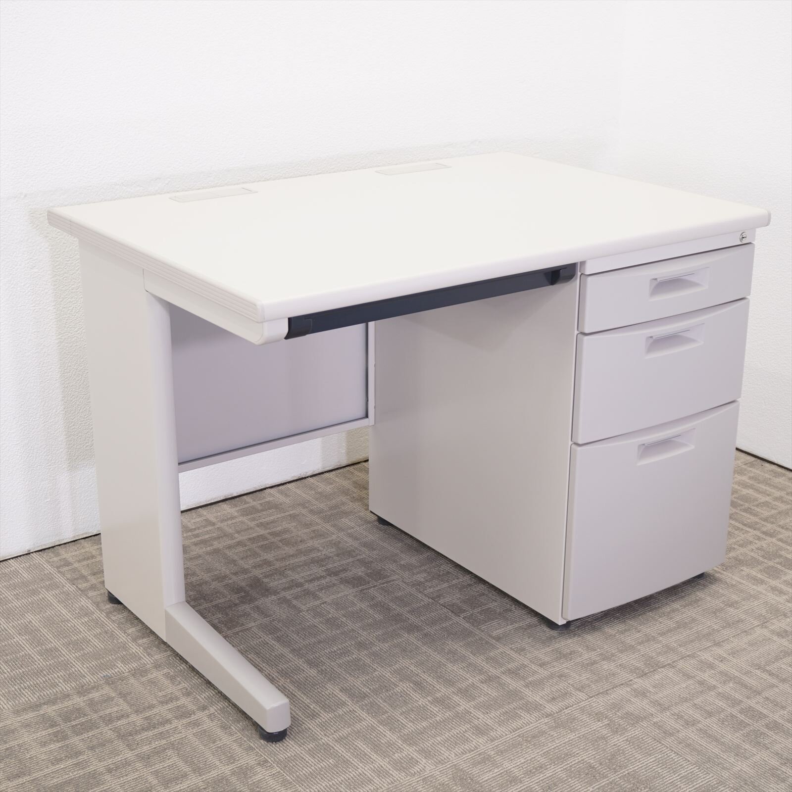 イトーキ CZ 片袖机 107 W7色