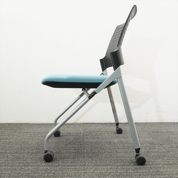 【2017年製】イトーキ モノン ミーティングチェア 樹脂メッシュバック ターコイズブルー