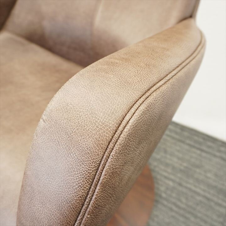 【2021年製】オカムラ ライブス パーソナルチェア ワークヴェルタイプ 革張り／ブラウン