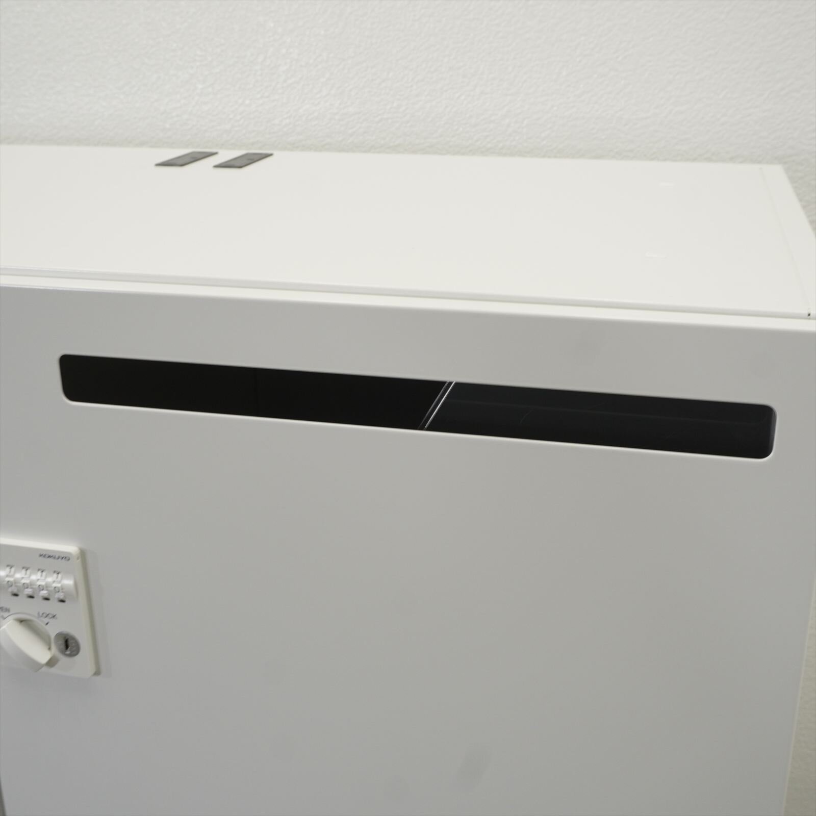 コクヨ イノン ダイヤル式４人用パーソナルロッカー H800 ホワイト