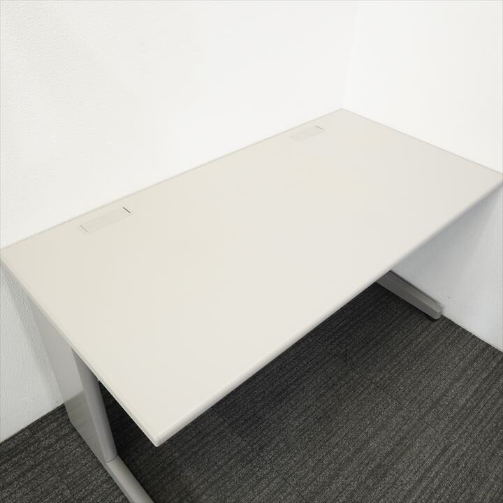 イトーキ CZ 平机 147 WE色