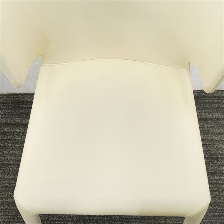 カッシーナ・イクスシー 367 HORA オラ アームチェアー アイボリー 革