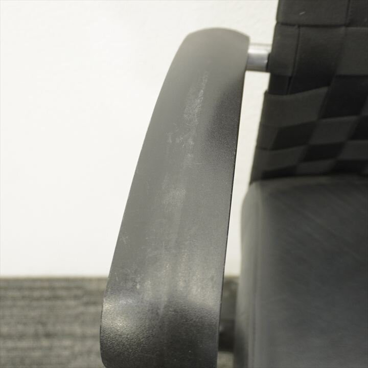 デイビス 肘付 ブラック (2)