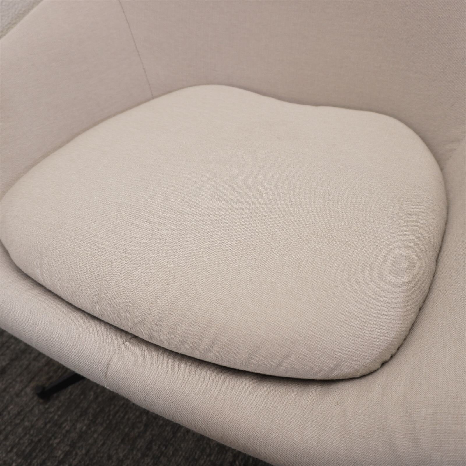 アビタスタイル 1Pソファ×4脚 + 丸テーブル Φ700 H360 セット品