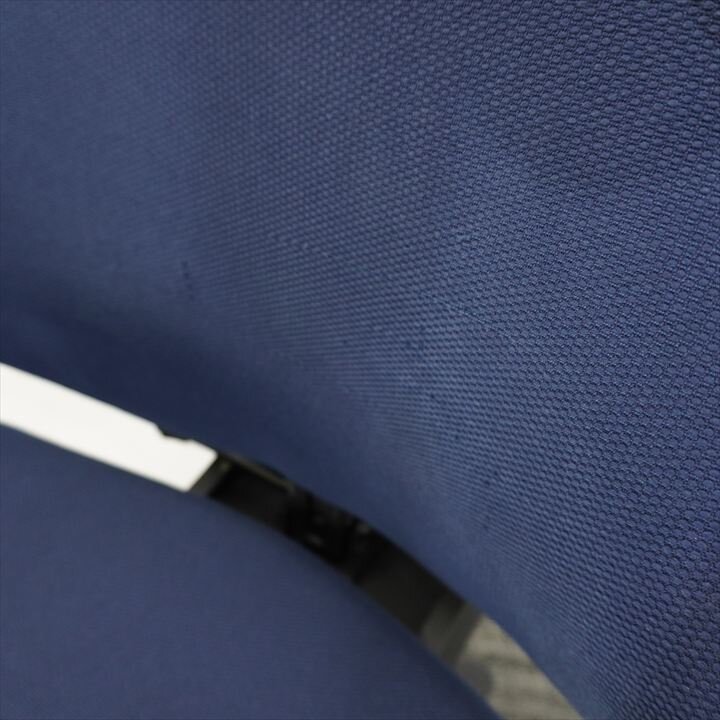 イトーキ エフチェア 可動肘 ハイバック クロスバック ハンガー付 ブラックシェル ネイビーブルー