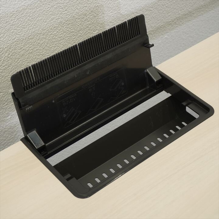 オカムラ プリシード 昇降デスク 木目 W1800(1750) 特価品