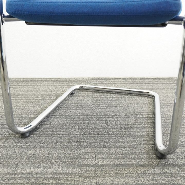 【2018年製】ヴィトラ ビザビ2 スタッキングチェア ブルー