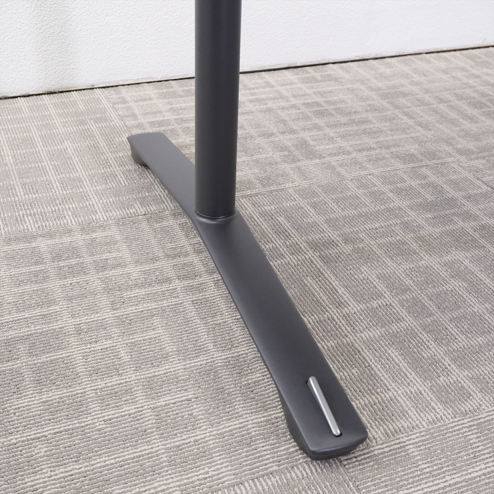 【2023年製】イトーキ ホバー ミーティングテーブル 1275 キャスター脚 アッシュドオークM