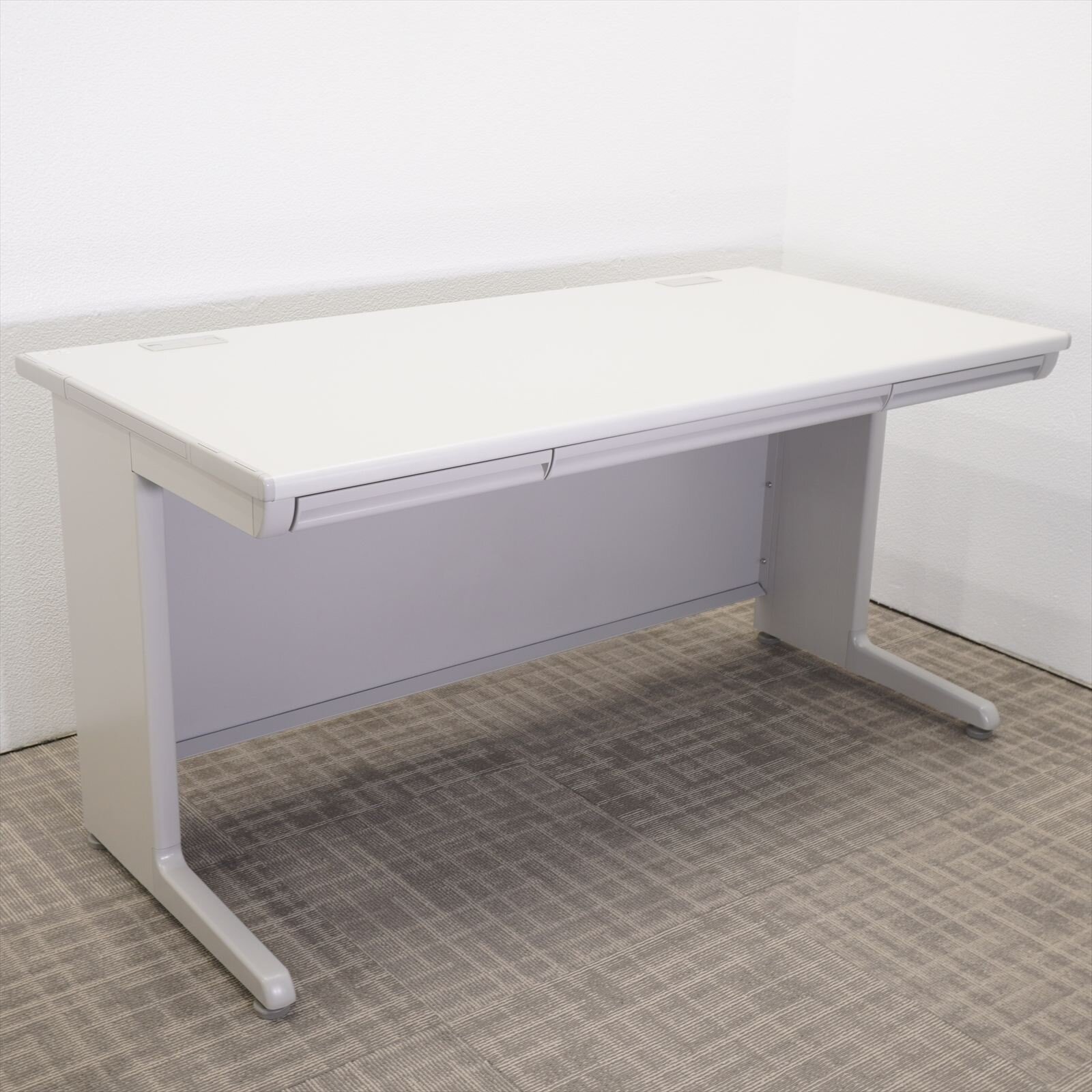 オカムラ SD-V 平机 147