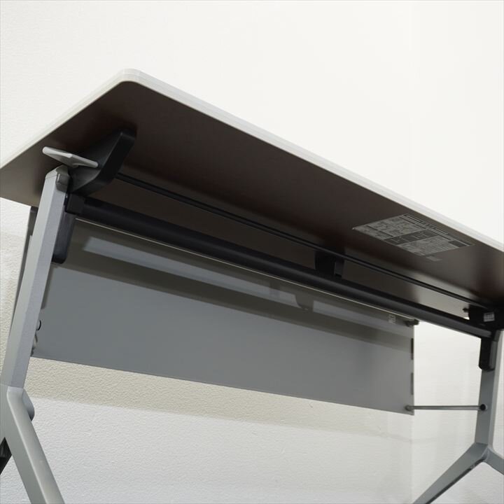 コクヨ リーフライン フラップテーブル 1560 幕板付 網棚無し ホワイト H720