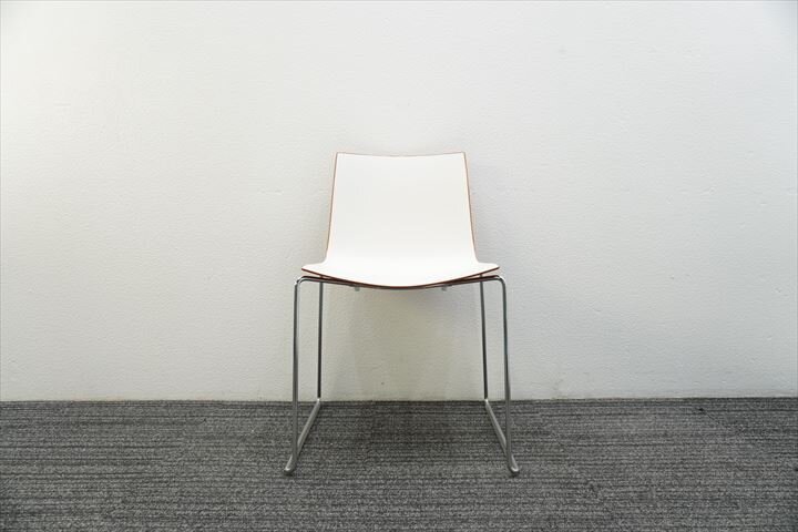 アルペール カティファ46 アームレスチェア ブラウン