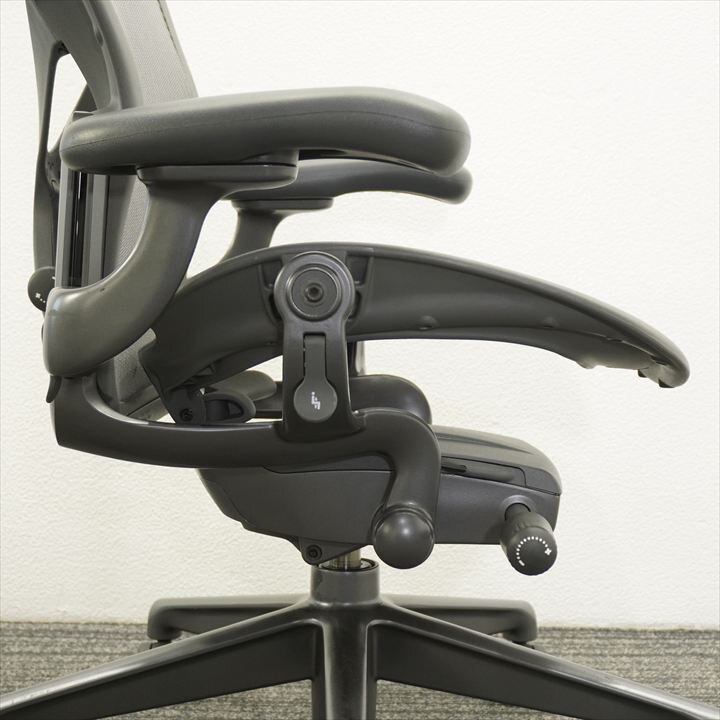 ハーマンミラー アーロンチェアー リマスタード フル装備 Ｂサイズ