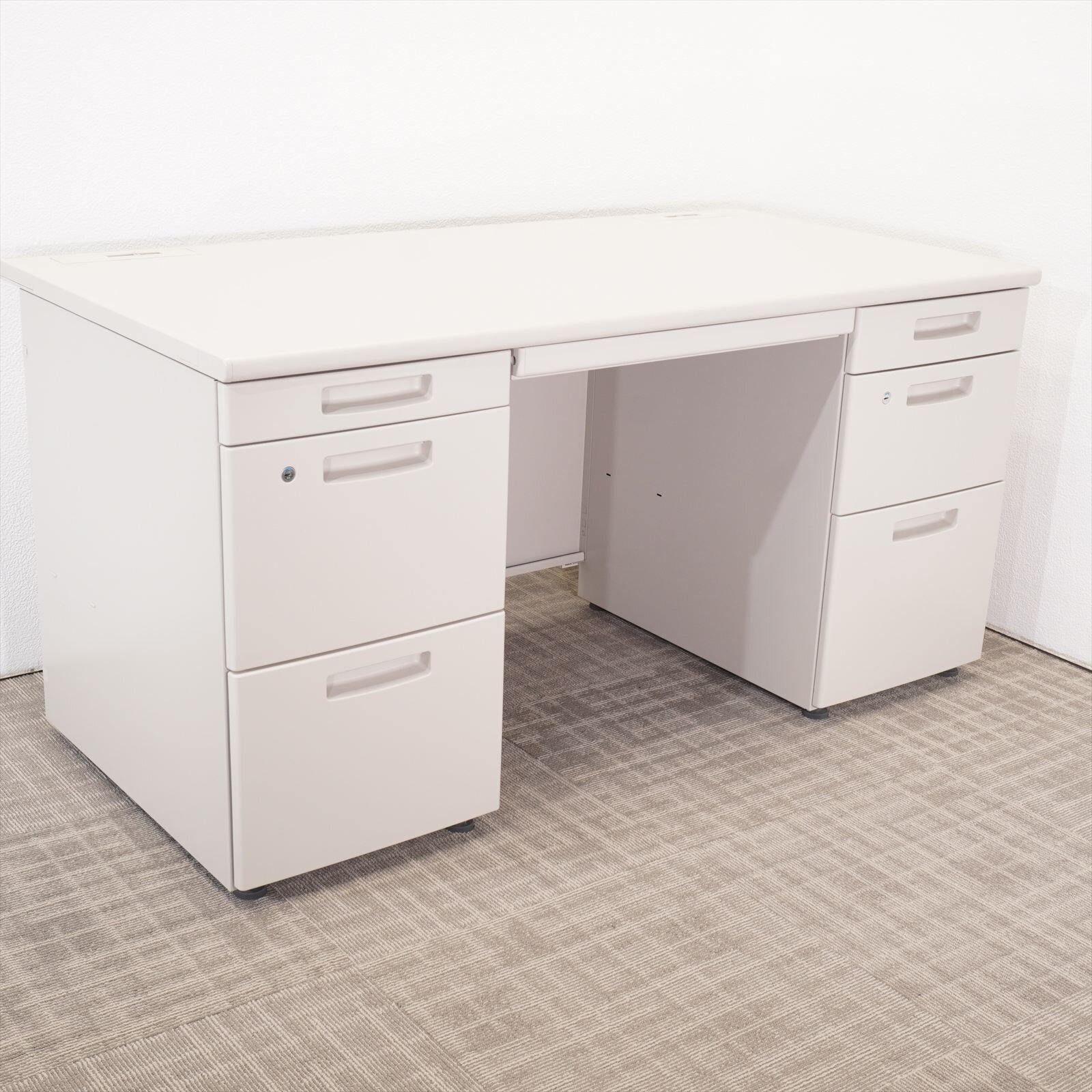 コクヨ BS＋ 両袖机 147