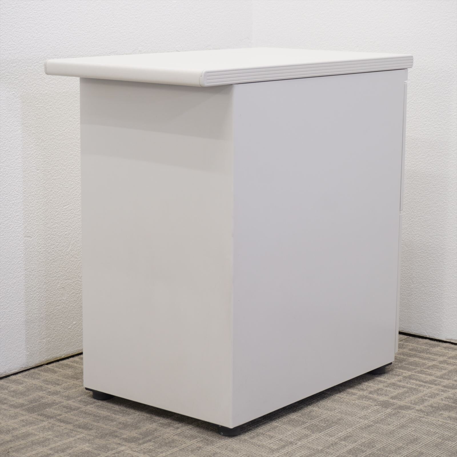 イトーキ CZ 2段脇机 W9色