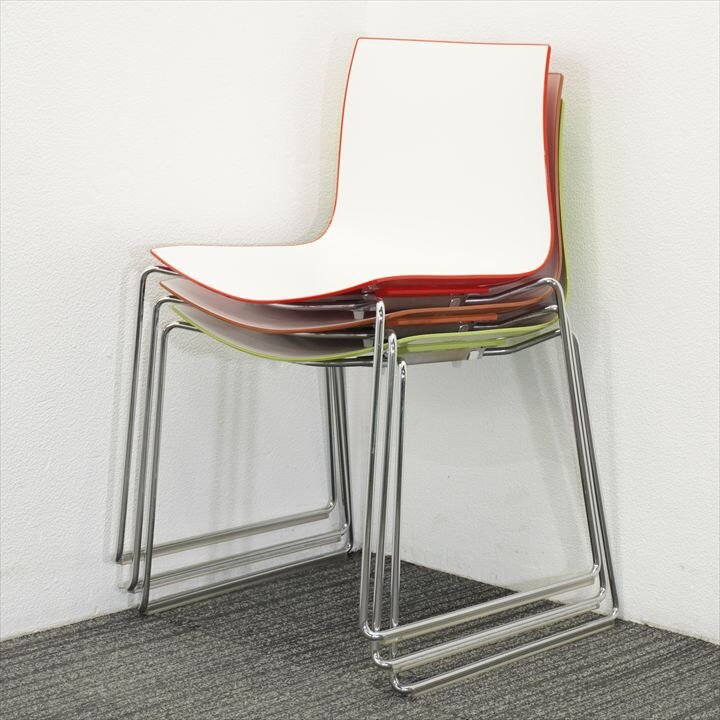 アルペール カティファ46 アームレスチェア レッド